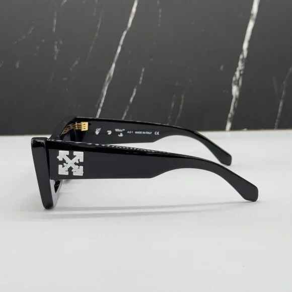 NEW OFF-WHITE SUNGLASSES, BLACK CAT EYE WOMEN EYEWEAR OFF-WHITE ACCRA 007 BLACK